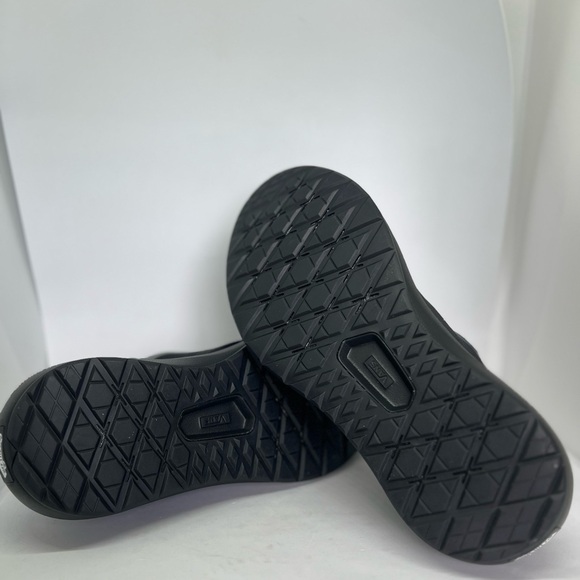 Vans Ultrarange 2.0 RW Black Sneakers - Picture 5 of 8